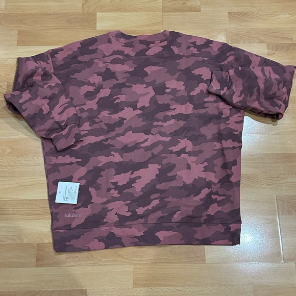 Brand New Lululemon Perfectly Oversized Crew - Picture 8 of 12